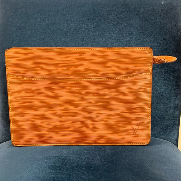 Louis Vuitton Brown Epi Pochette Homme - Picture 1 of 12